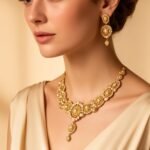 Minola Golden Necklace - Image 2